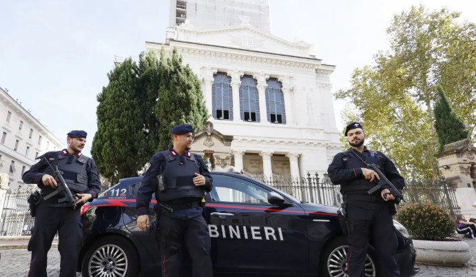 Detienen a cinco hombres por abusar de una mujer colombiana durante tres días en Roma