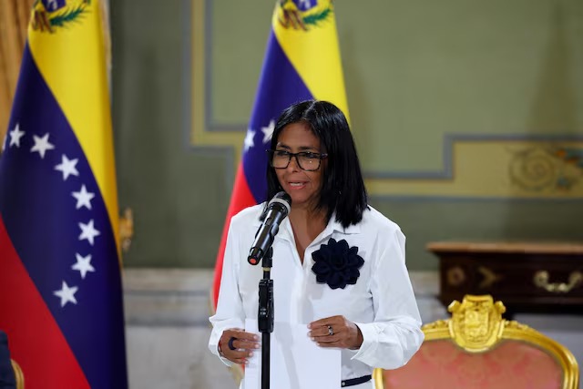 Cómo el régimen de Delcy otorgó a firma de EEUU un codiciado contrato para reestructurar su deuda
