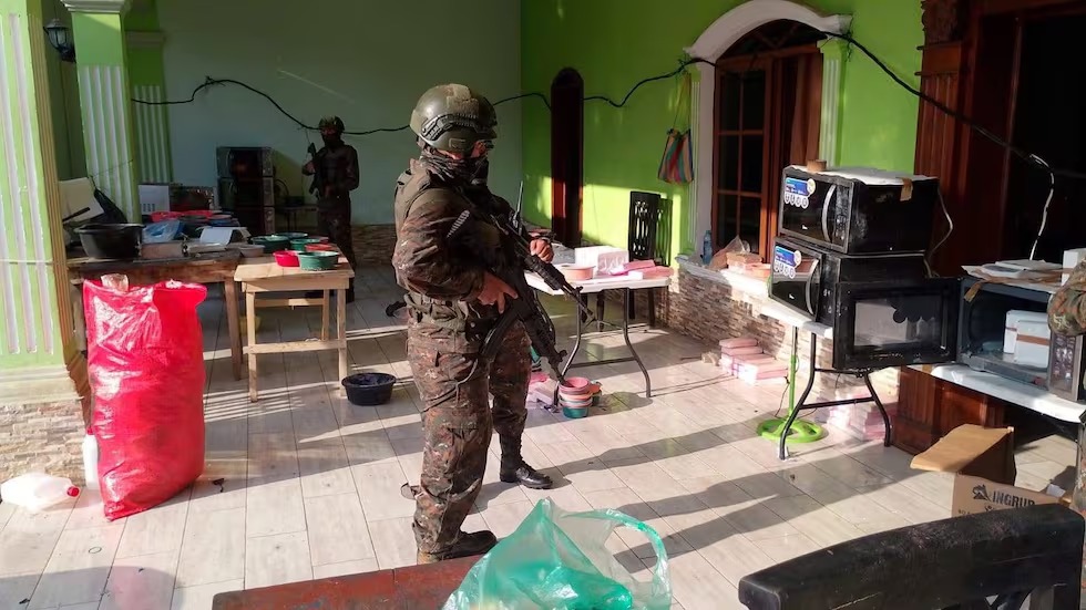 Este país de Latinoamérica se unió a EEUU y anunció ataques conjuntos contra narcos en su territorio