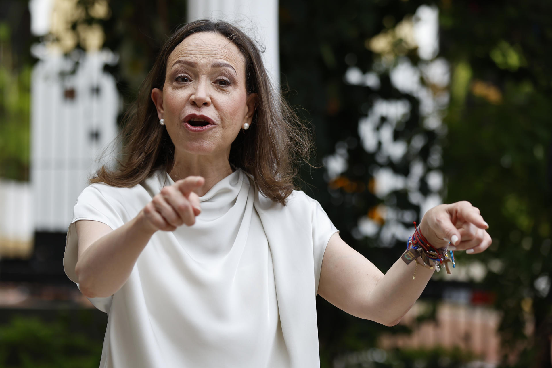 María Corina Machado: Un maestro en Venezuela gana solo un dólar al día (VIDEO)