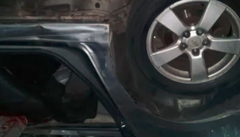Tragedia en Caracas: Bomberos recuperaron dos fallecidos dentro de un carro que cayó de gran altura