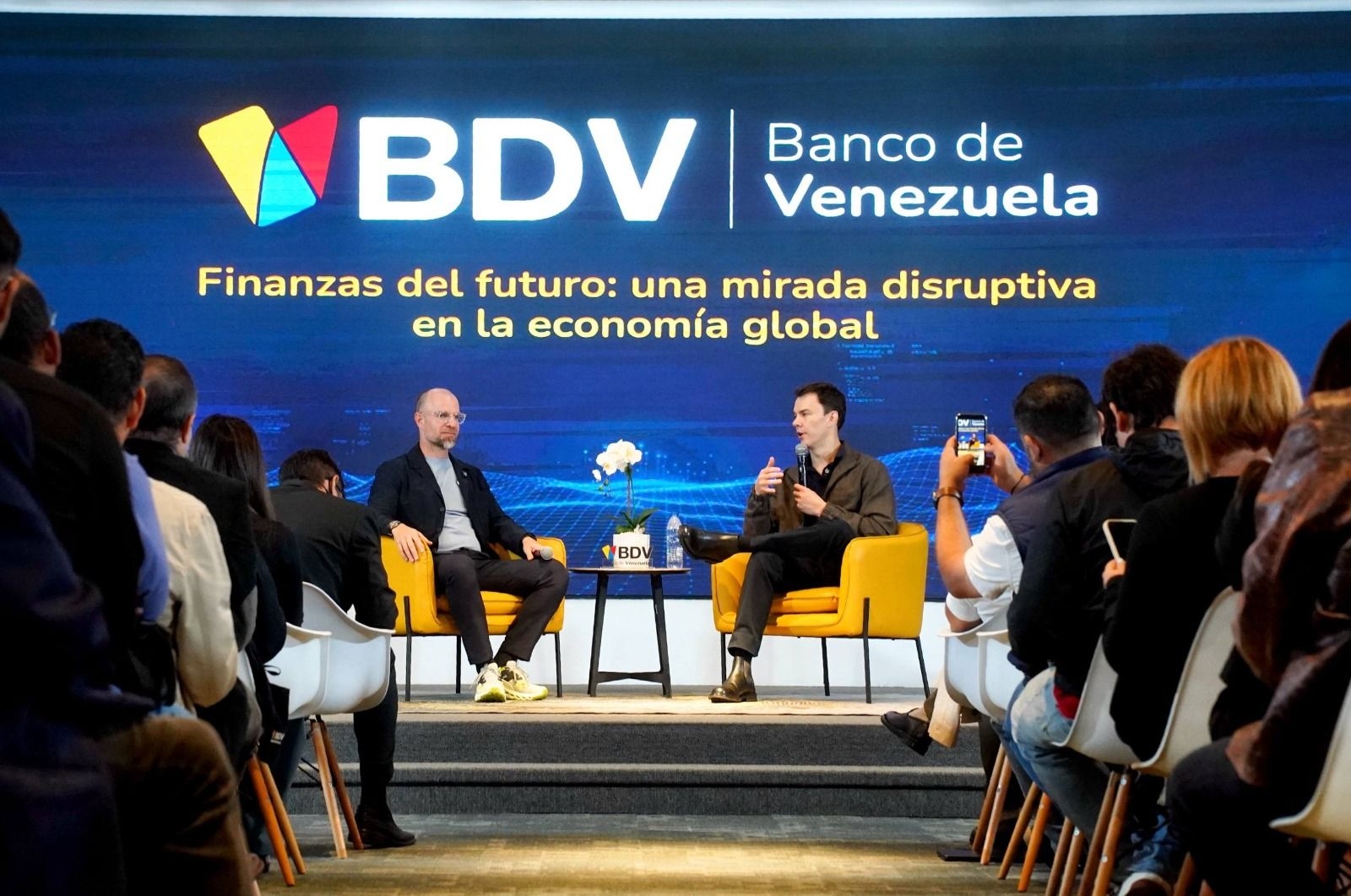 Bloomberg: Fred Ehrsam, el cofundador de Coinbase, se sumó a arriesgada apuesta por la recuperación de Venezuela