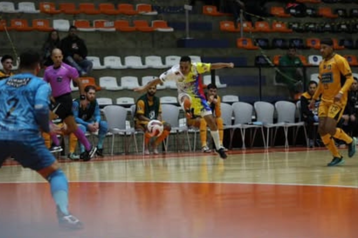 Magnus frenó el invicto de Centauros de Caracas con goleada en la Libertadores Futsal 2026