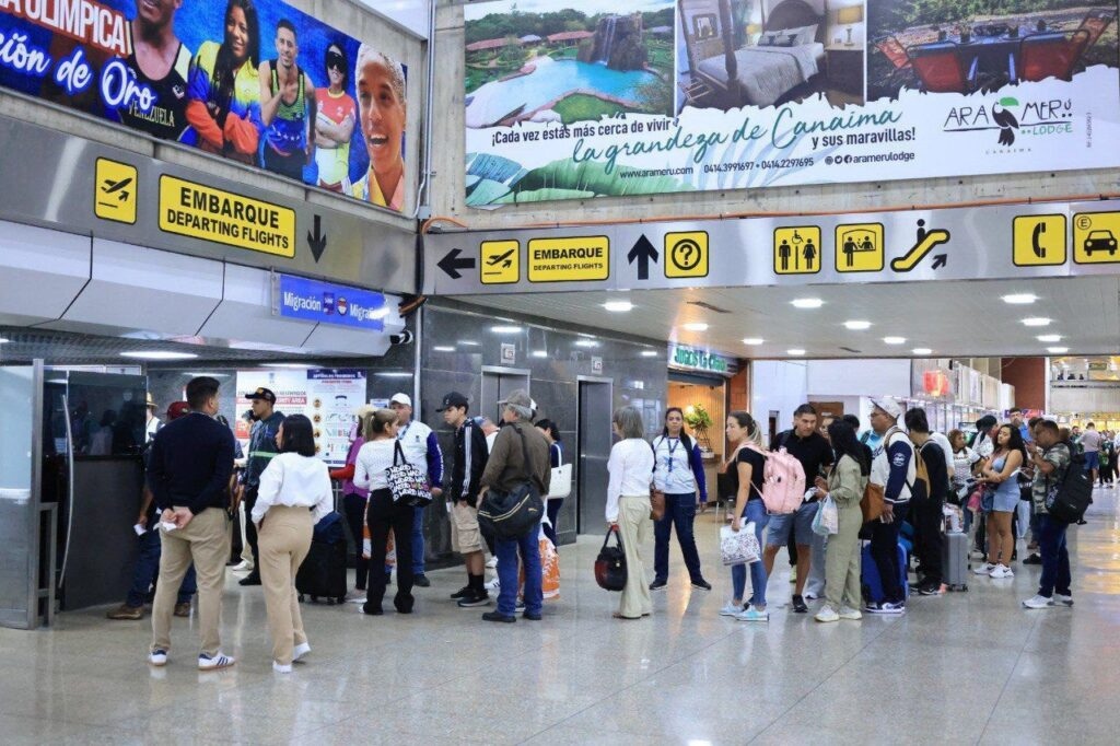 Venezolanos en el exterior podrán solicitar salvoconductos por internet: cómo pedirlo y cuánto cuesta