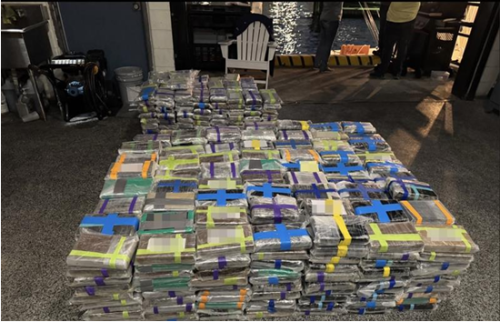 Tres dominicanos se declararon culpables por traficar cocaína al sur de Florida