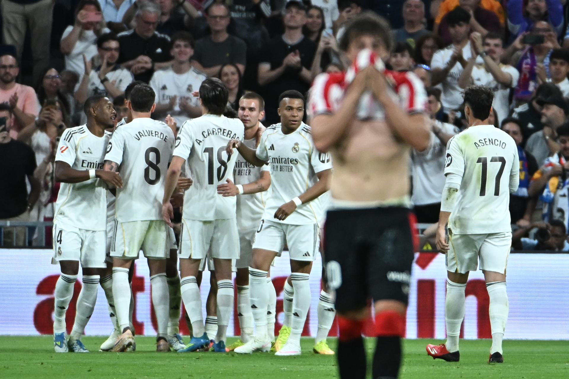 Goleada categórica ante el Athletic en el partido de despedida del Real Madrid