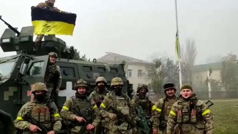 Cambia el rumbo de la invasión en Ucrania: 35.000 bajas rusas al mes, territorio recuperado por Kiev y drones cada vez más letales
