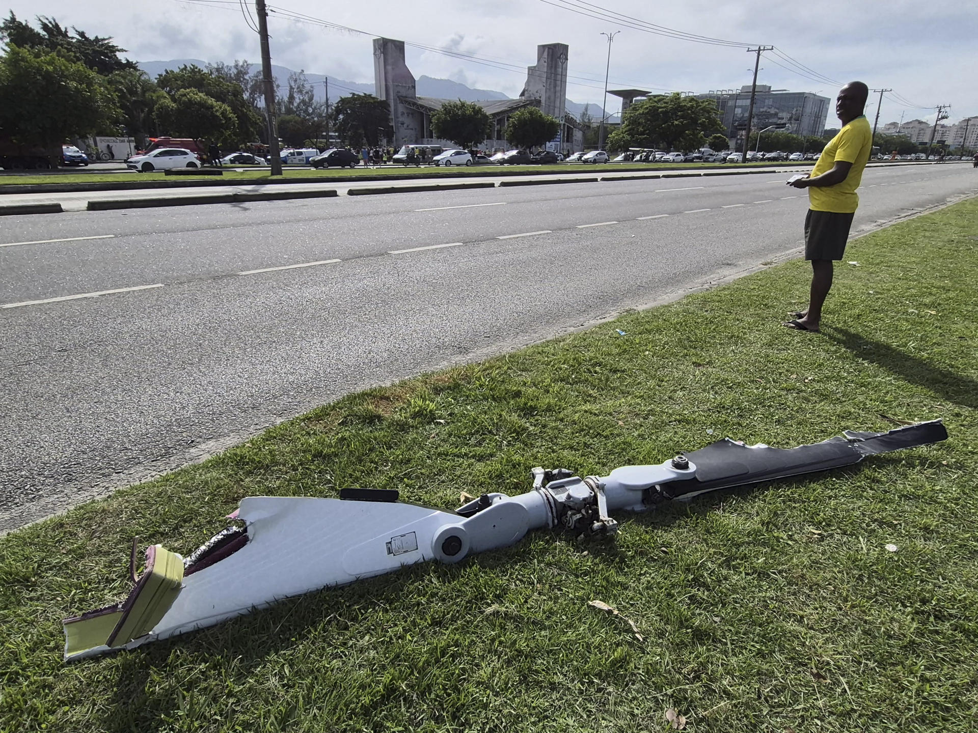 VIDEO: choque de dos helicópteros en Río de Janeiro dejó al menos seis muertos