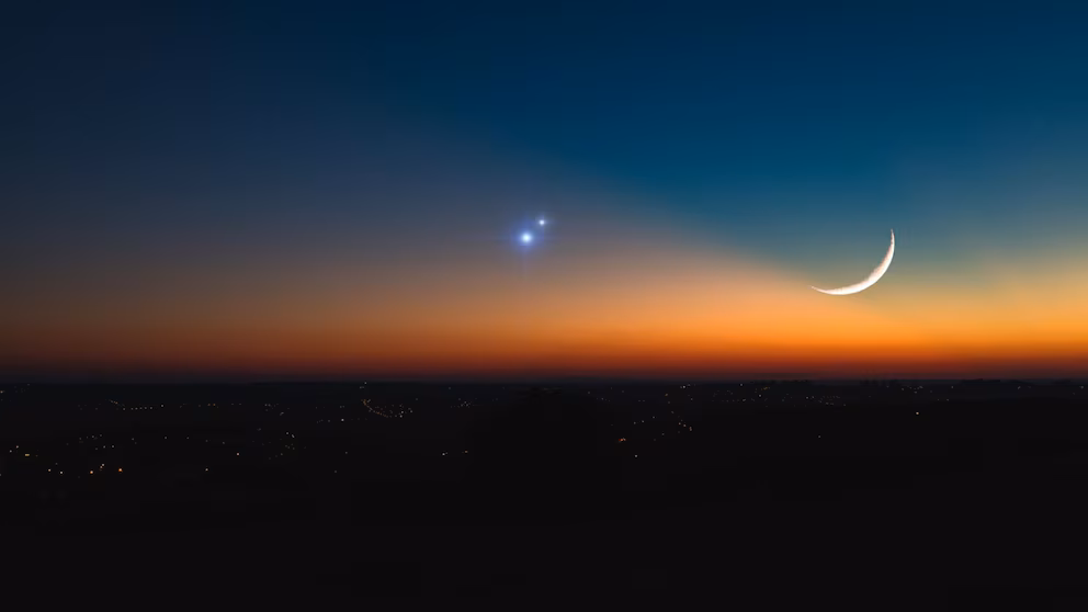 Dónde se verá el “beso cósmico”, un fenómeno astronómico que