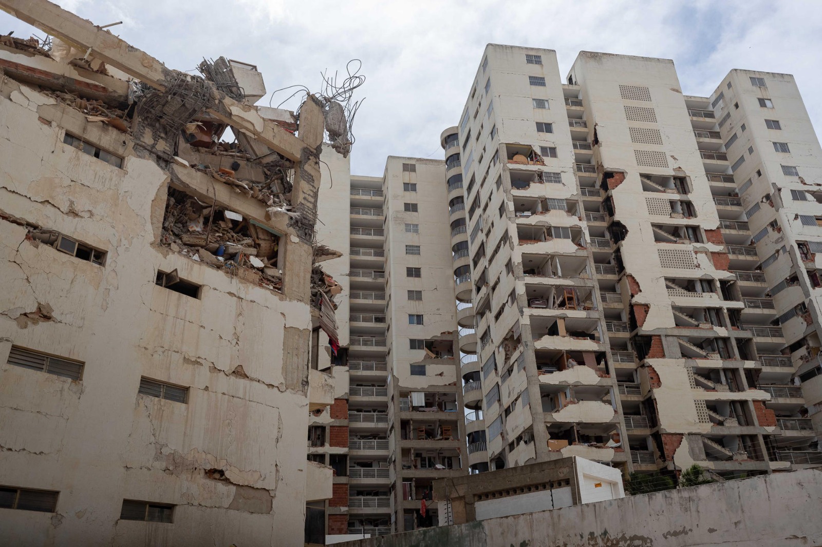 EEUU elevó a más de 300 millones de dólares la ayuda para Venezuela tras el doble terremoto