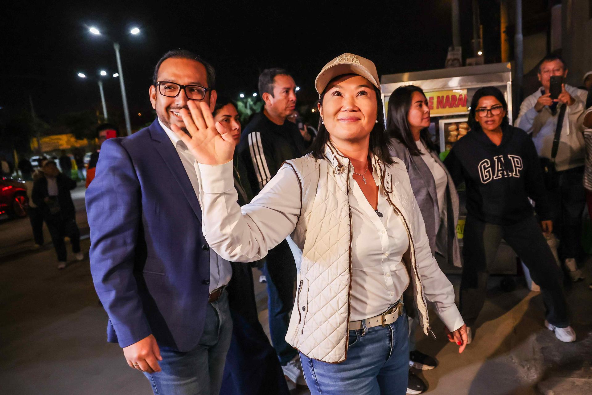 Fujimori asegura tener a 95 mil delegados para proteger su v