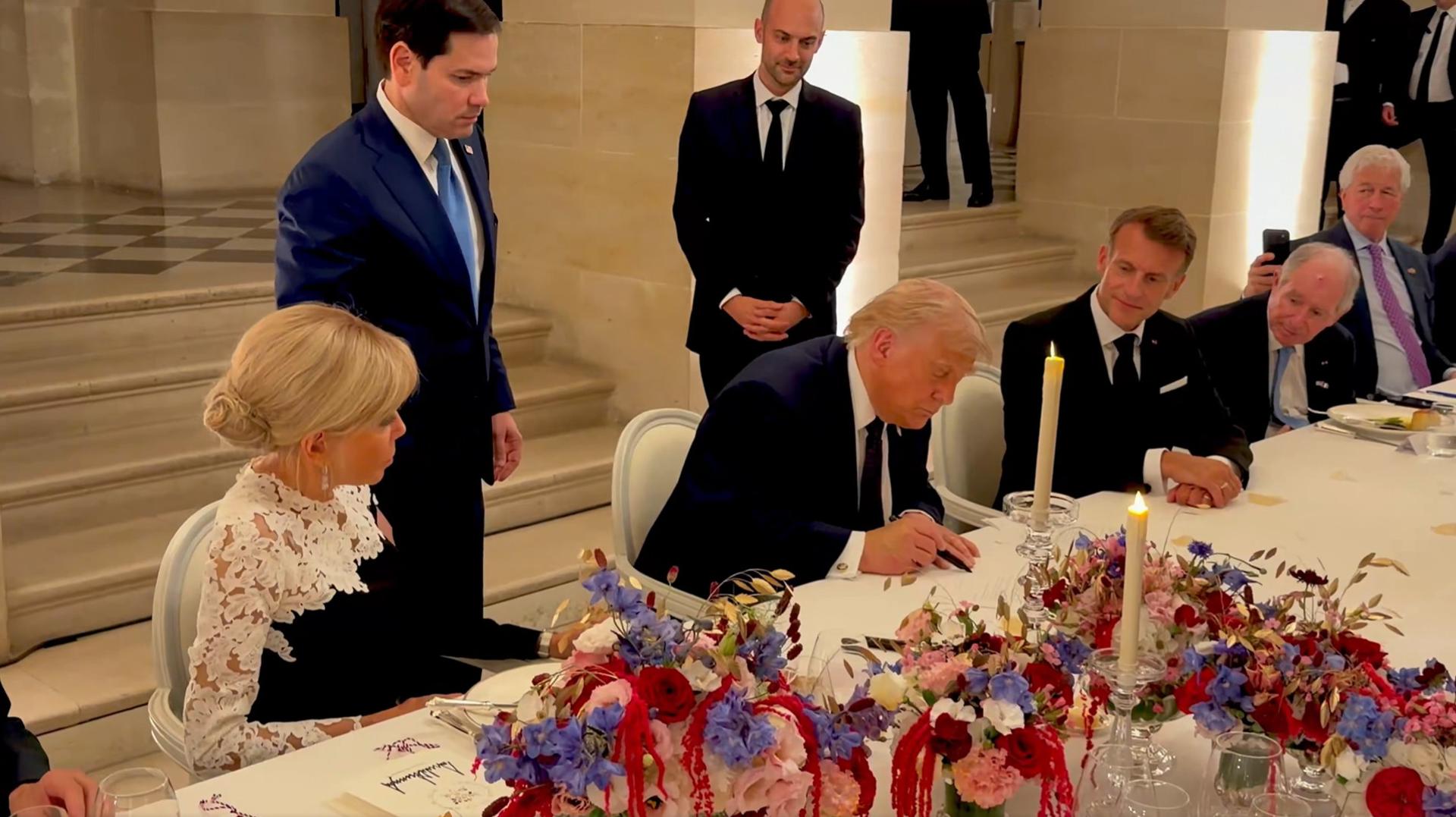 Trump negó que EEUU vaya a pagar 300 mil millones de dólares a Irán