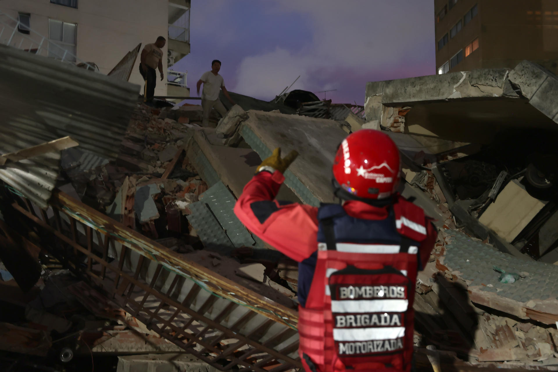 Chile se ofrece a prestar ayuda humanitaria y de rescate tras terremotos en Venezuela