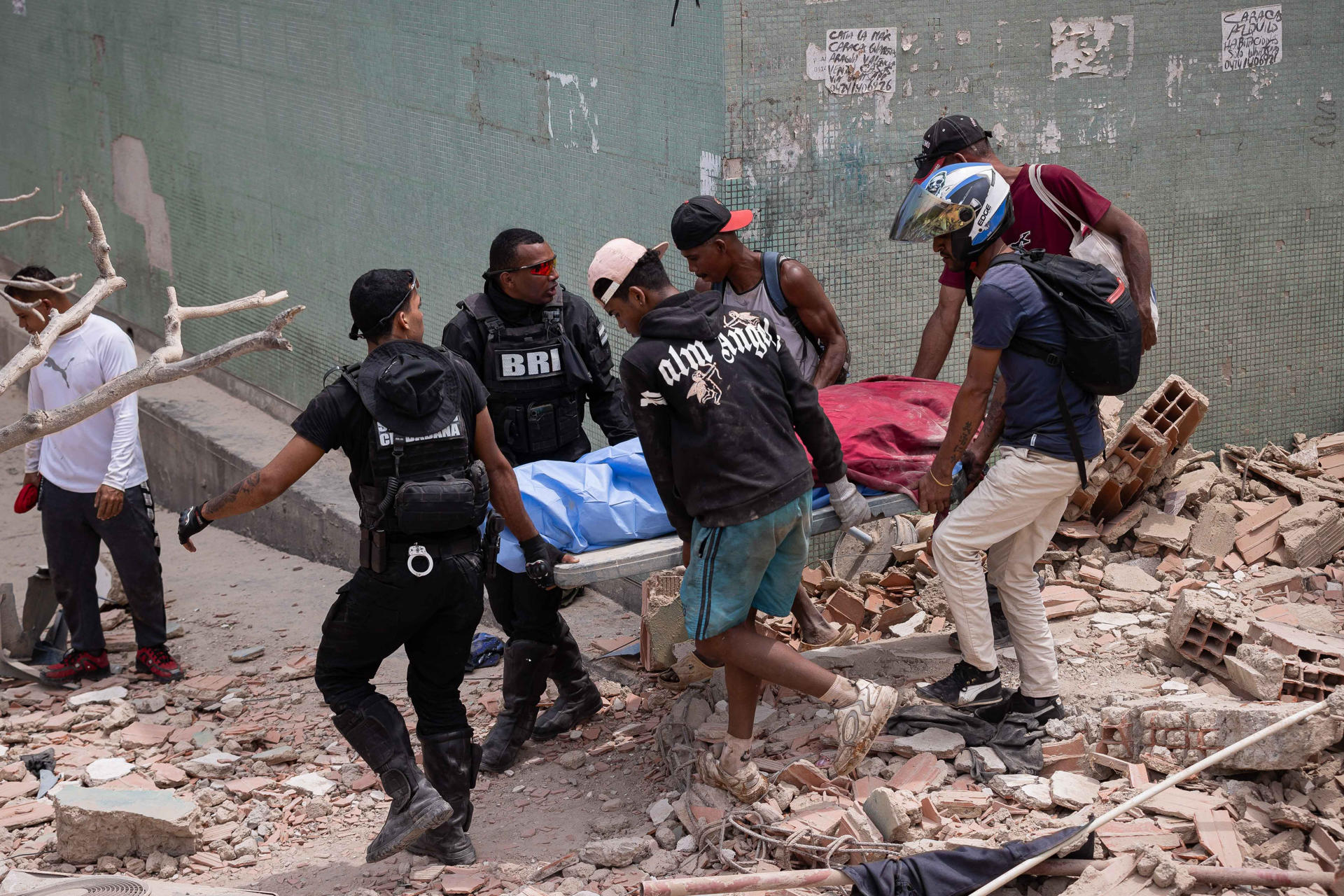 Se elevan a 1.450 las personas fallecidas por el doble terremoto en Venezuela, según Jorge Rodríguez