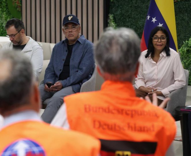 Delcy Rodríguez dice que han salvado a 33 personas desde que ocurrieron los terremotos en Venezuela