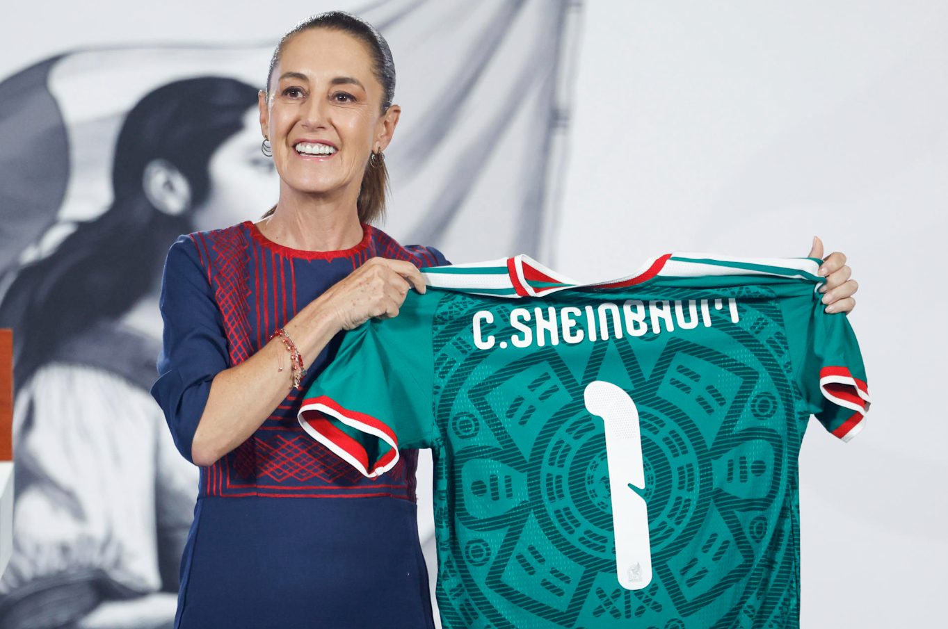 Sheinbaum prometió que la inauguración del Mundial se hará s