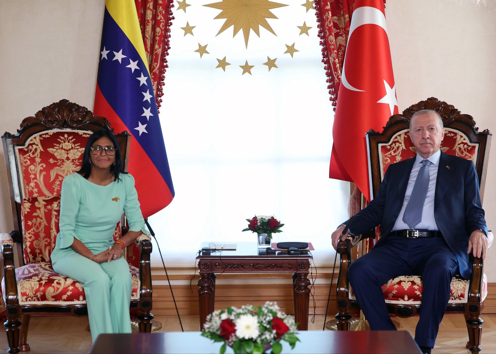 Turquía y Venezuela quieren subir a tres mil millo