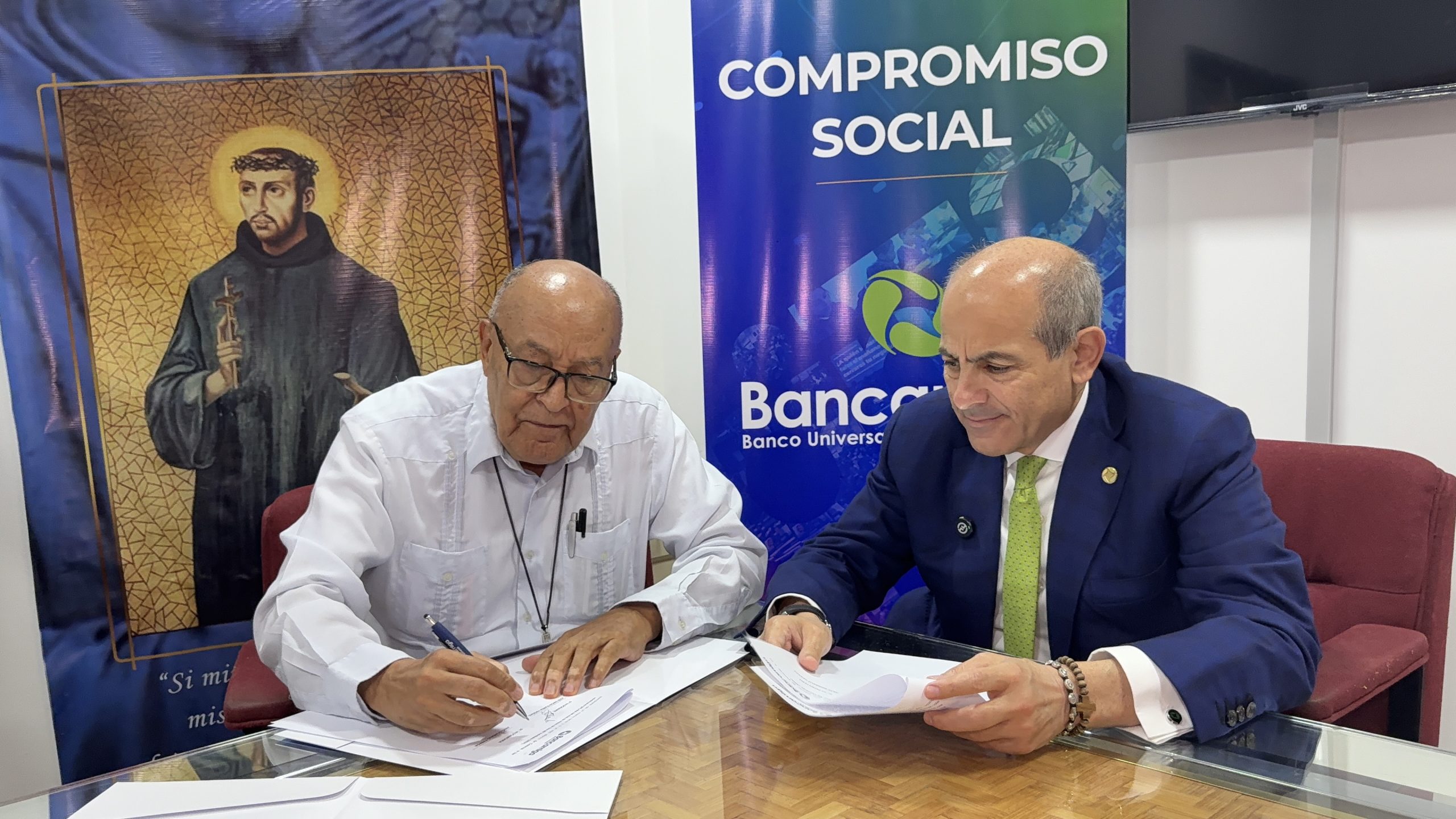 Bancamiga apoya atención médica de calidad en el H