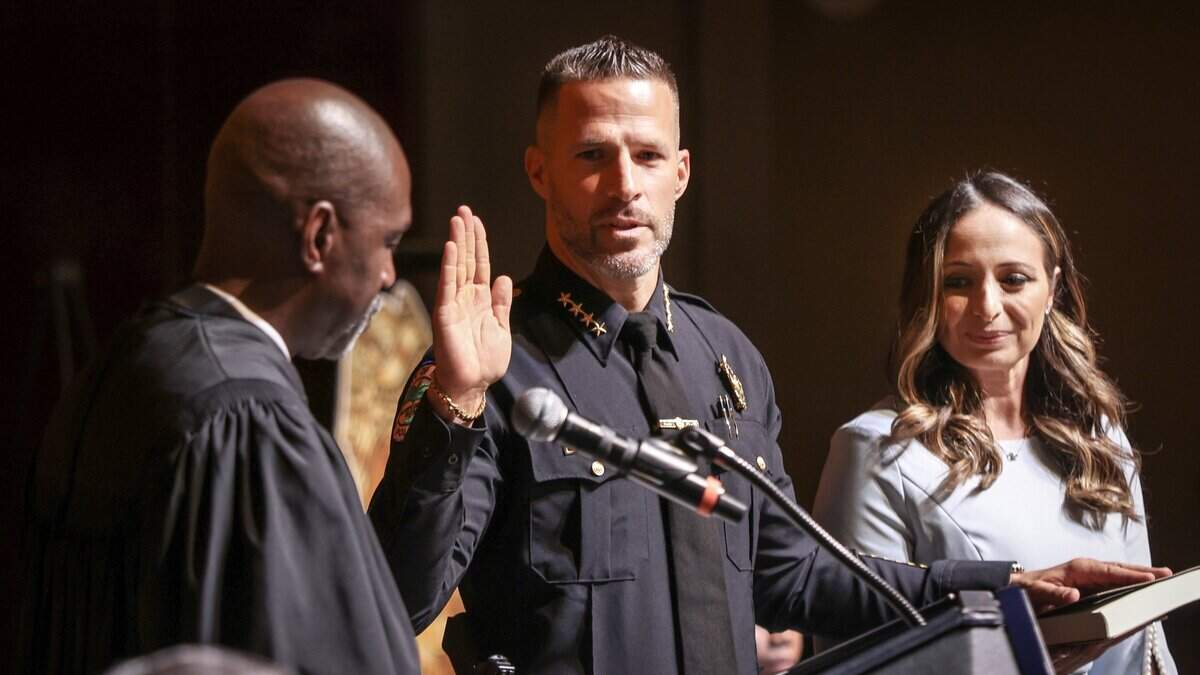 Edwin López fue juramentado como jefe de policía de Miami: esto dijo sobre inmigración