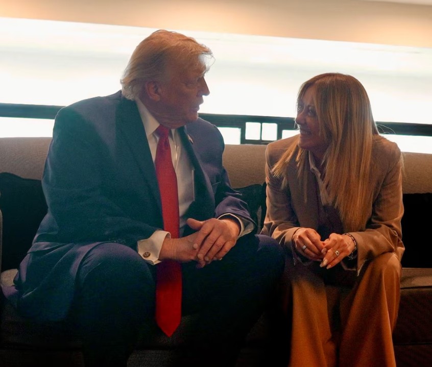 Meloni acusa a Trump de "inventarse" que le rogó una foto y Tajani cancela visita a EEUU