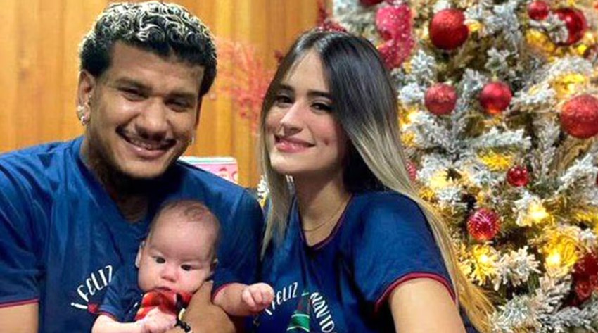 La esposa del futbolista Héctor Bello murió mientras protegía a su hija de un año de un derrumbe causado por el terremoto