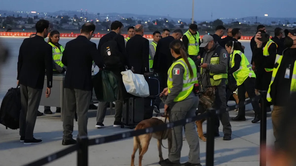Cómo aparece la alerta de viaje de EEUU para las tres sedes 