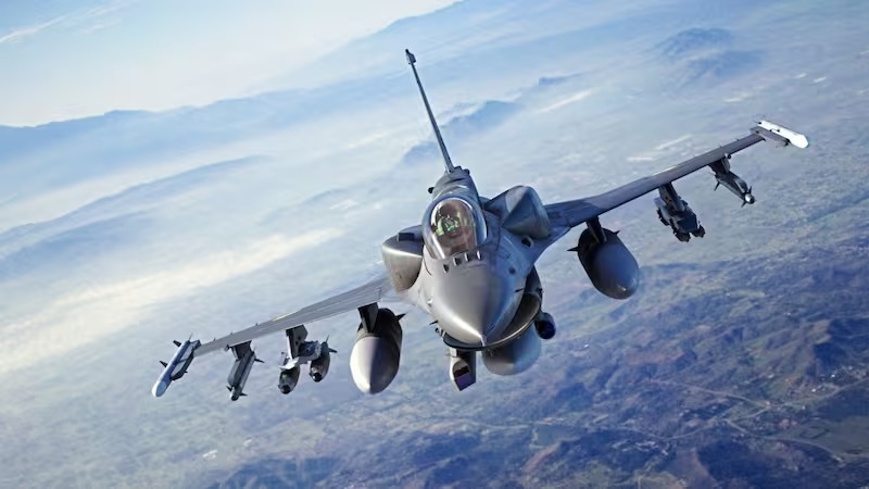 EEUU quiere impulsar a este país latino como potencia y le entregará 24 aeronaves de última tecnología
