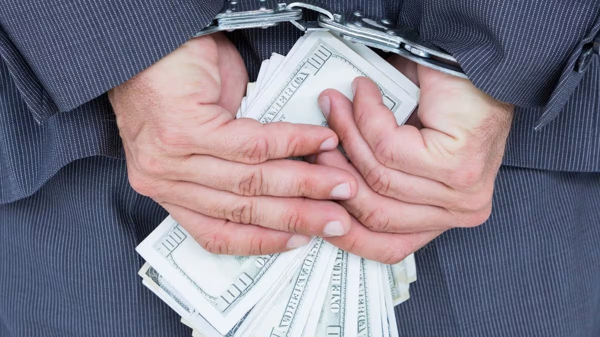 ¿Tienes cuenta bancaria en EEUU? Te pueden embargar fondos s