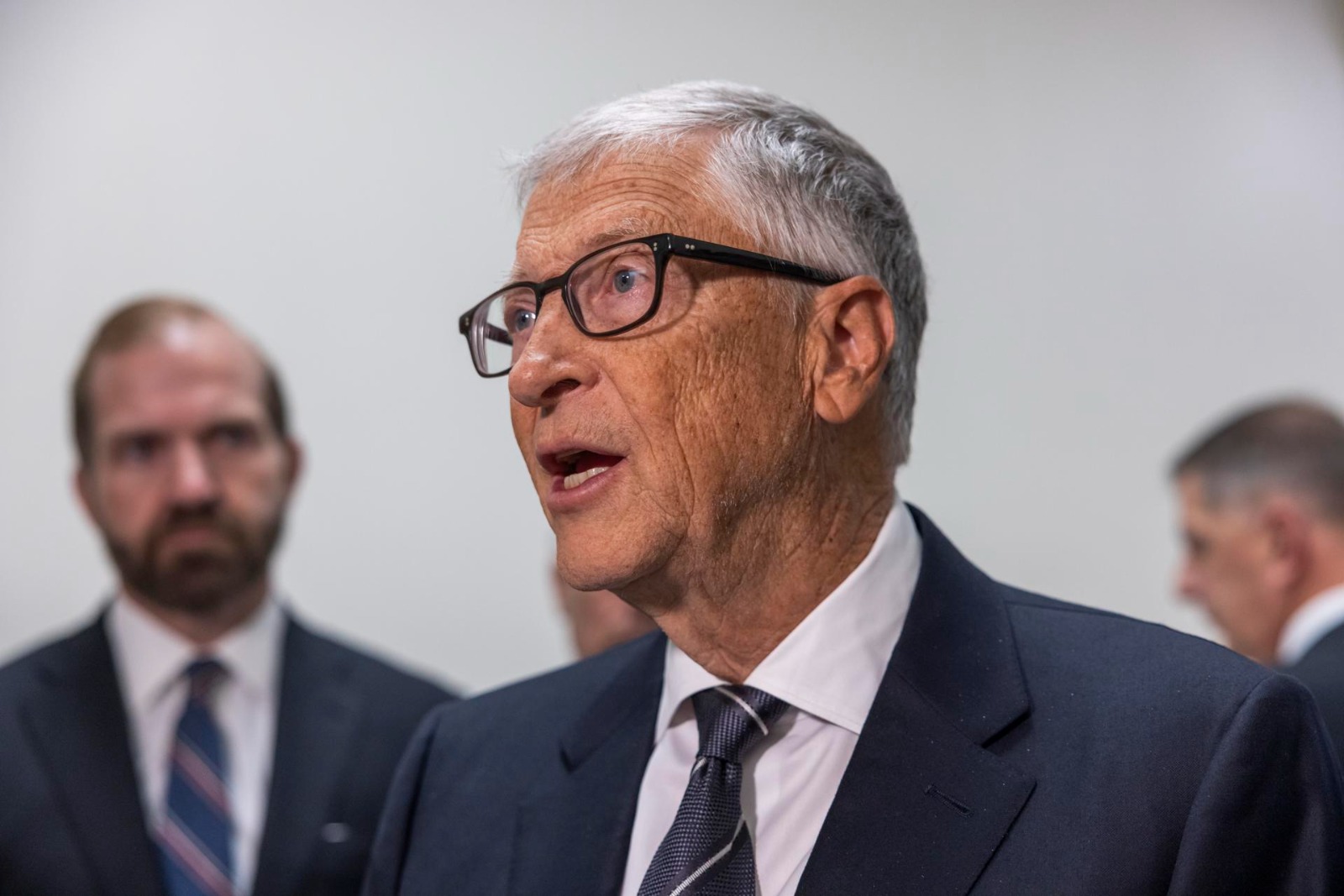 Bill Gates se arrepintió ante el Congreso de EEUU: