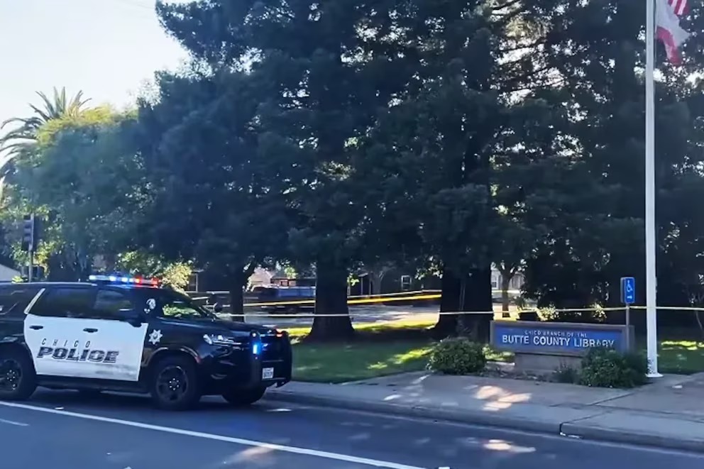 Tiroteo en una biblioteca de California dejó dos muertos y un niño herido