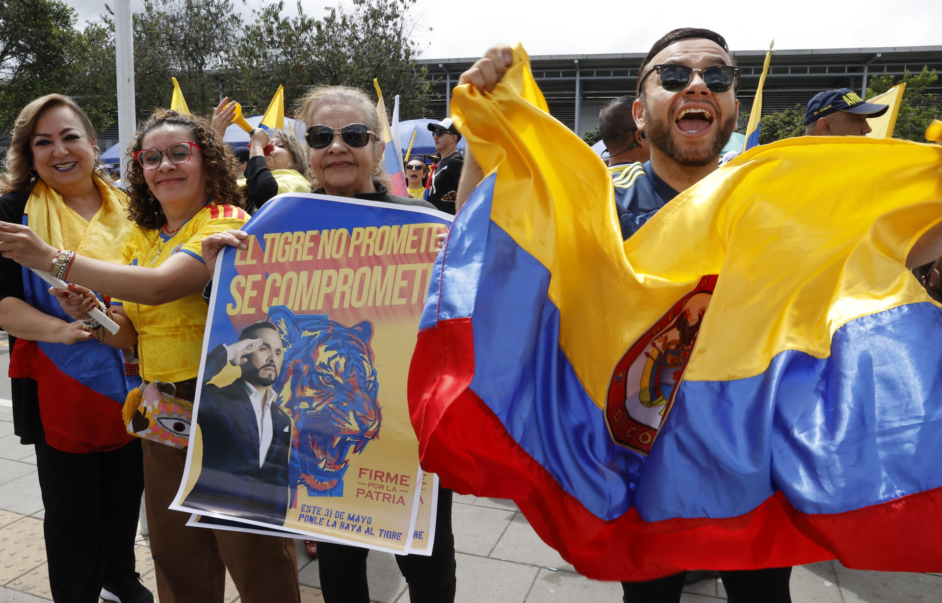Denuncia de De la Espriella sobre presunta compra 