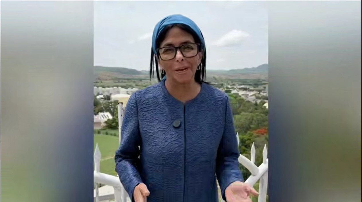 Delcy Rodríguez culminó su visita a la India luego de una ag