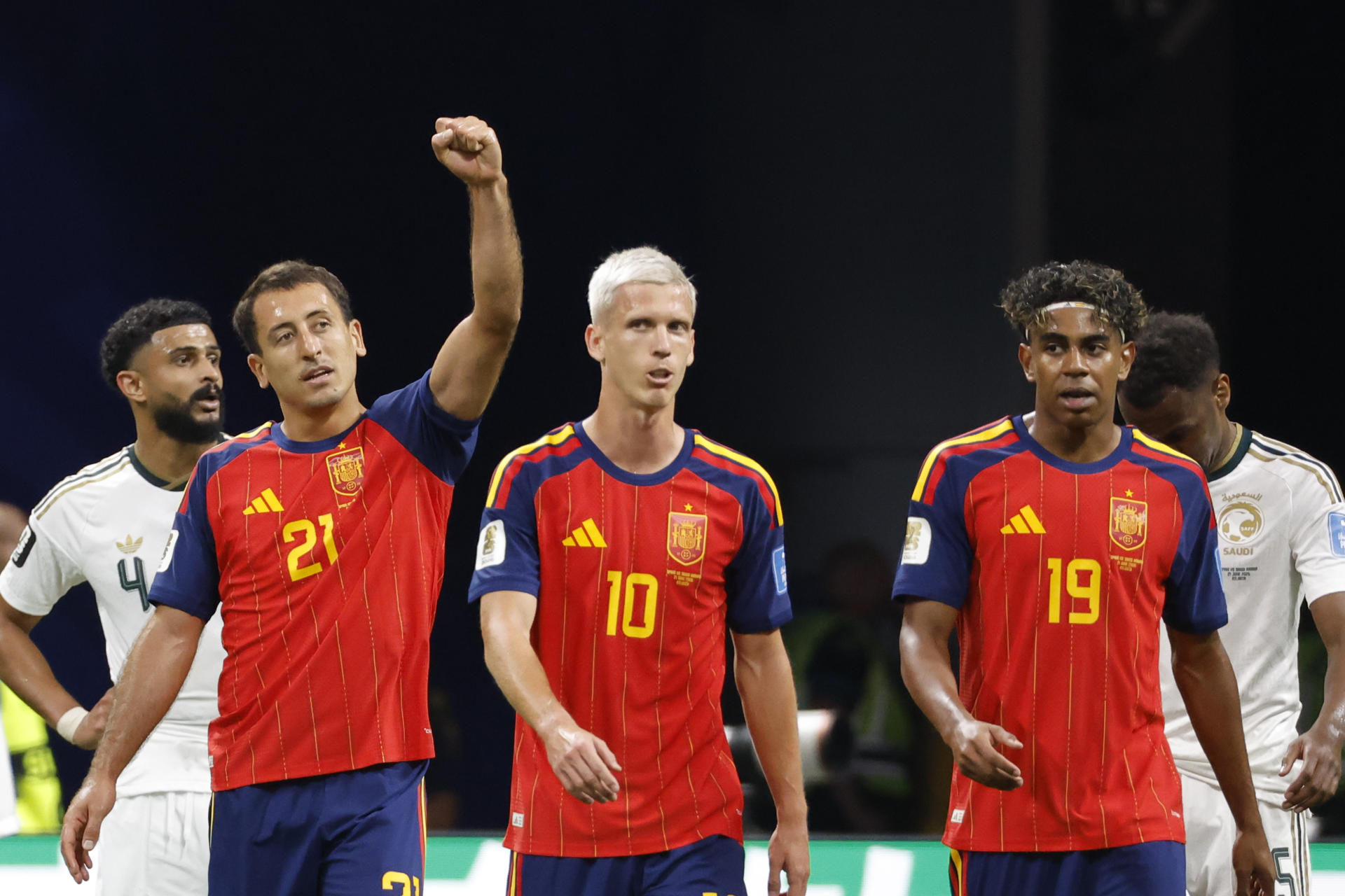 España se encomendó a Oyarzabal y goleó a Arabia Saudí para recuperar el rumbo en el Mundial