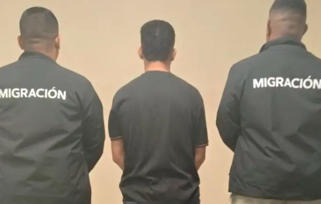 Al menos dos venezolanos señalados de tener nexos con el Tren de Aragua fueron expulsados de Panamá