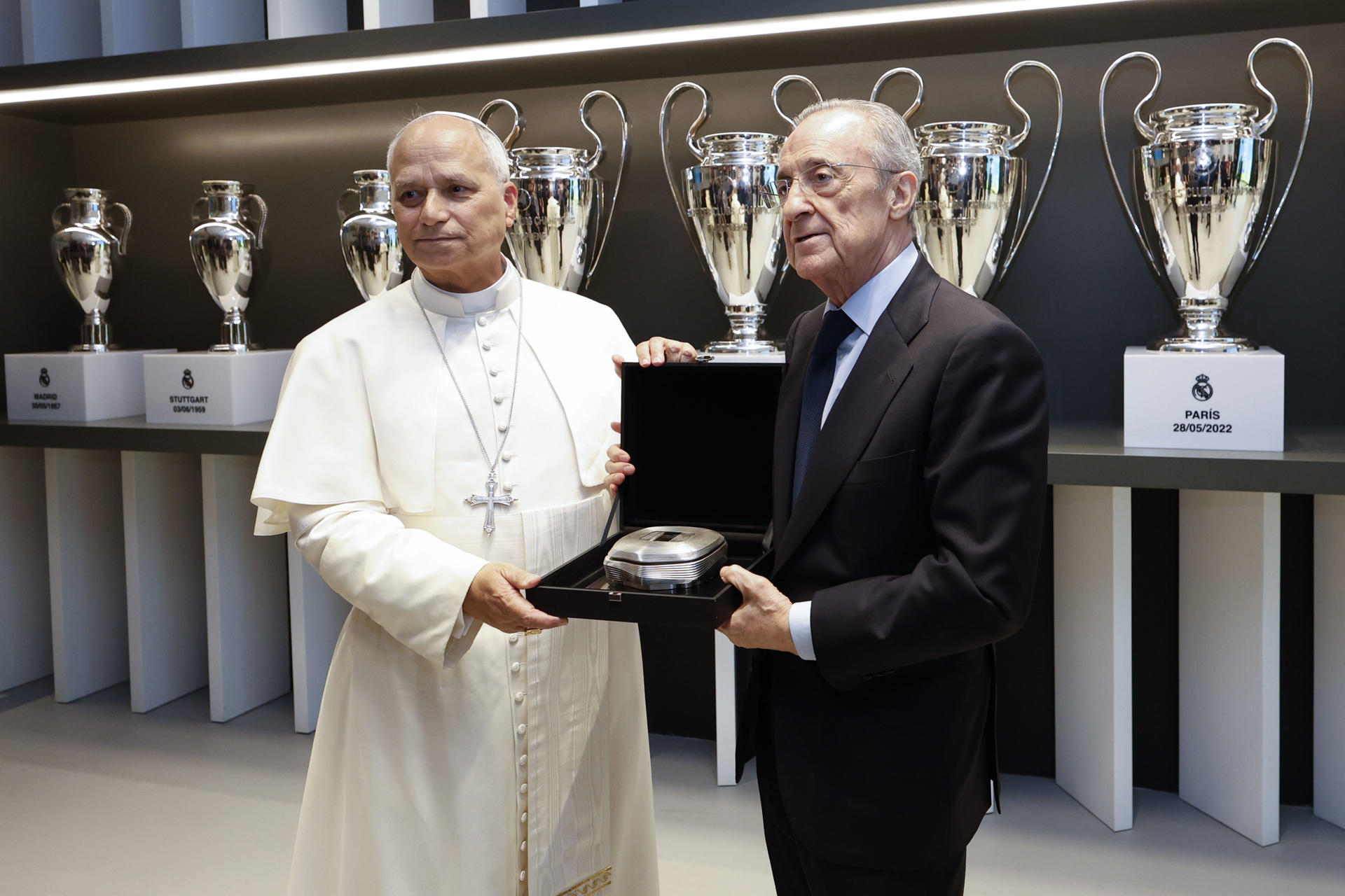 El gesto del Real Madrid con el papa León XIV que dio la vuelta al mundo