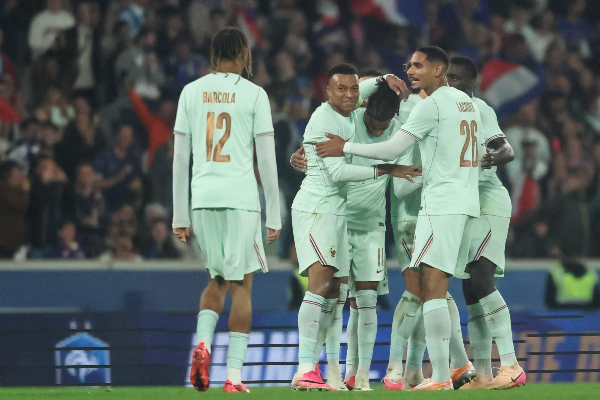 Michael Olise se robó el show con hat-trick y Fran