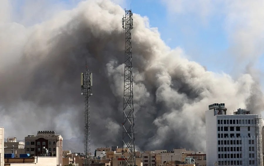 Israel tomó represalias y atacó objetivos militares en varia