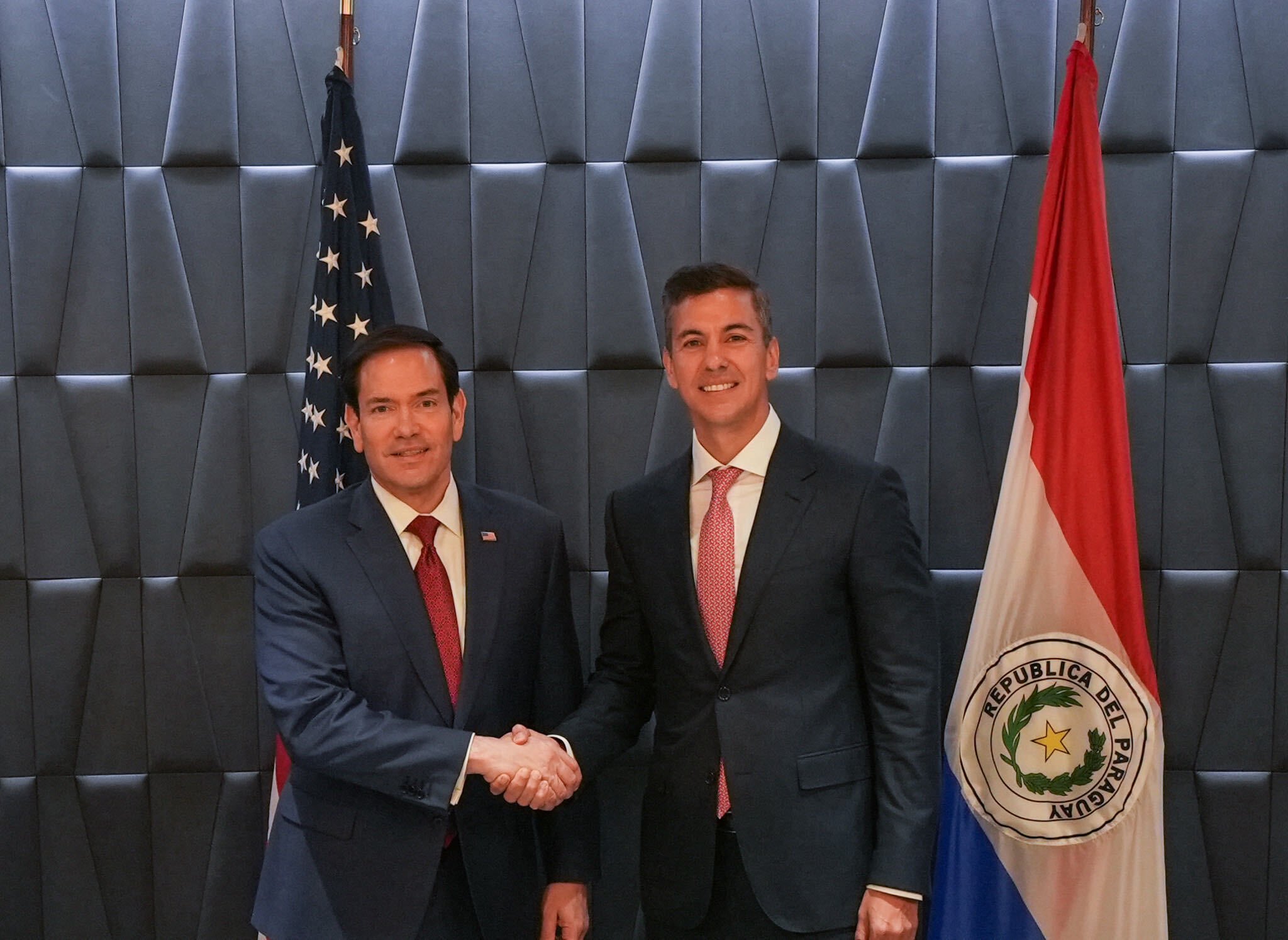 Santiago Peña y Marco Rubio tuvieron reunión clave sobre energía nuclear y seguridad