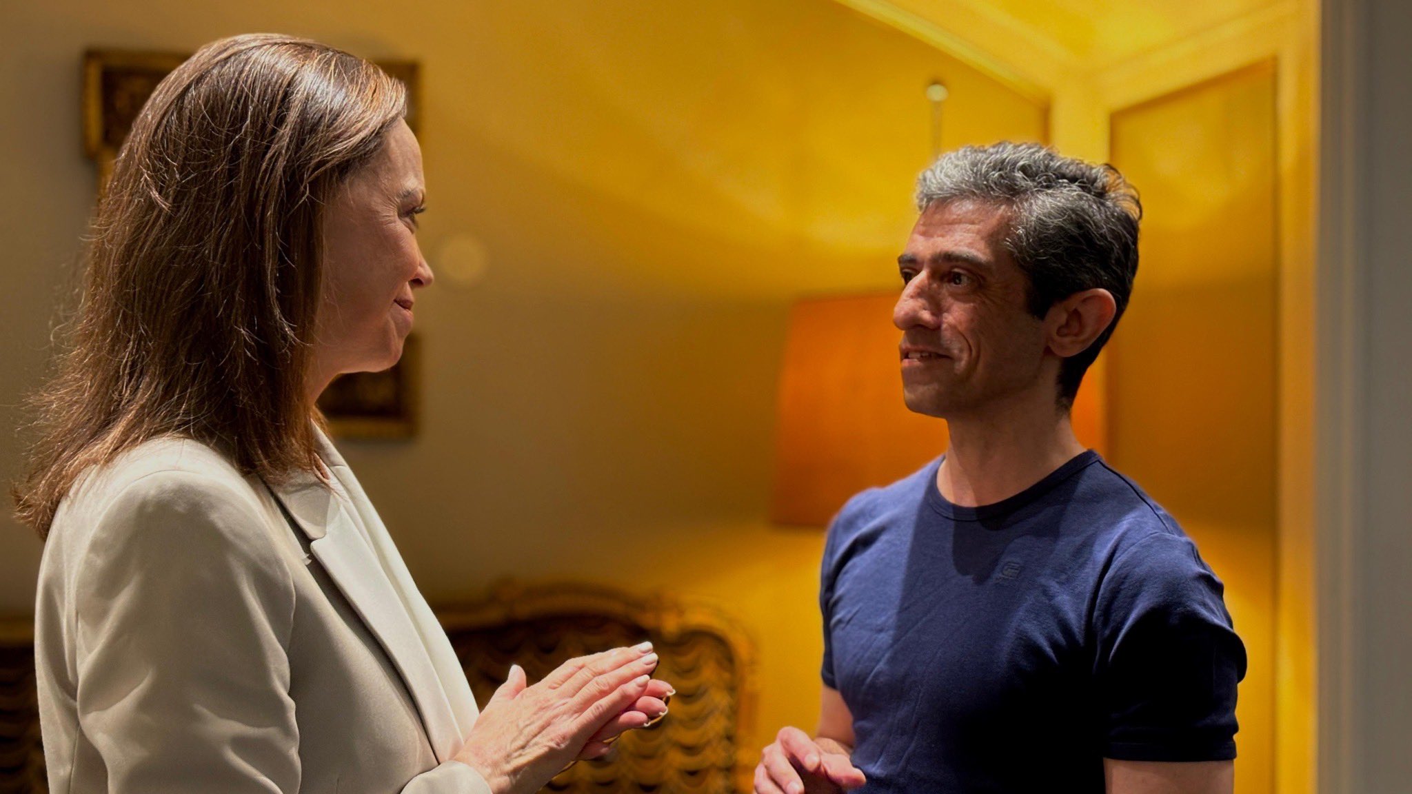 María Corina Machado se reunió en Oslo con el hermano de la Nobel iraní Narges Mohammadi