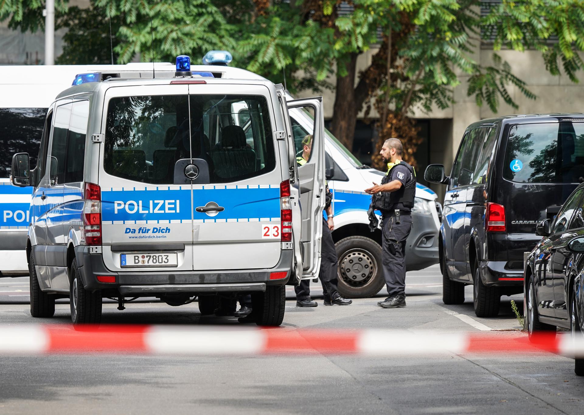 Al menos un muerto y 29 heridos en atropello múltiple en Berlín durante el Día del Orgullo