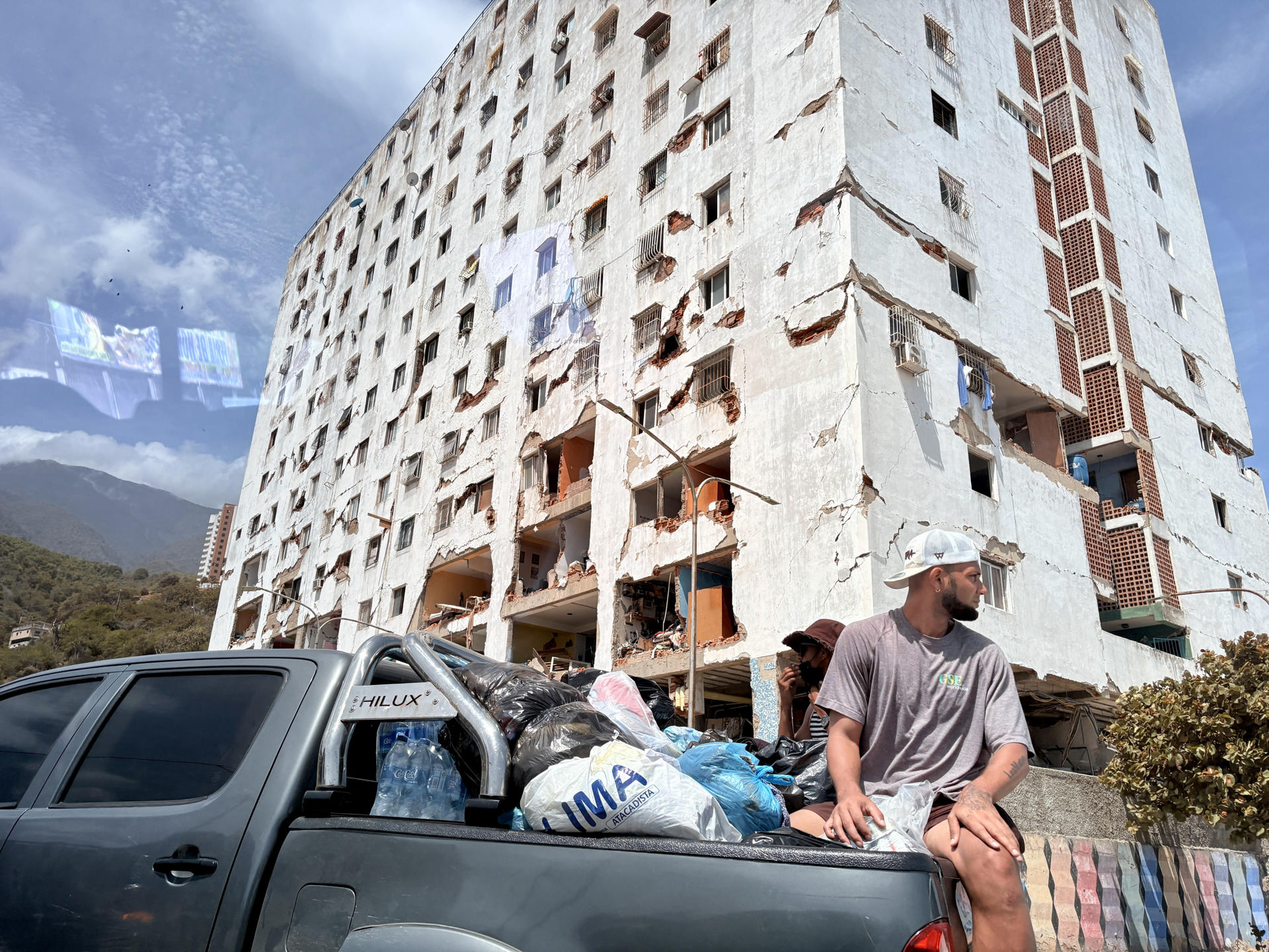 Crisis tras el sismo: familias venezolanas claman por información sobre desaparecidos