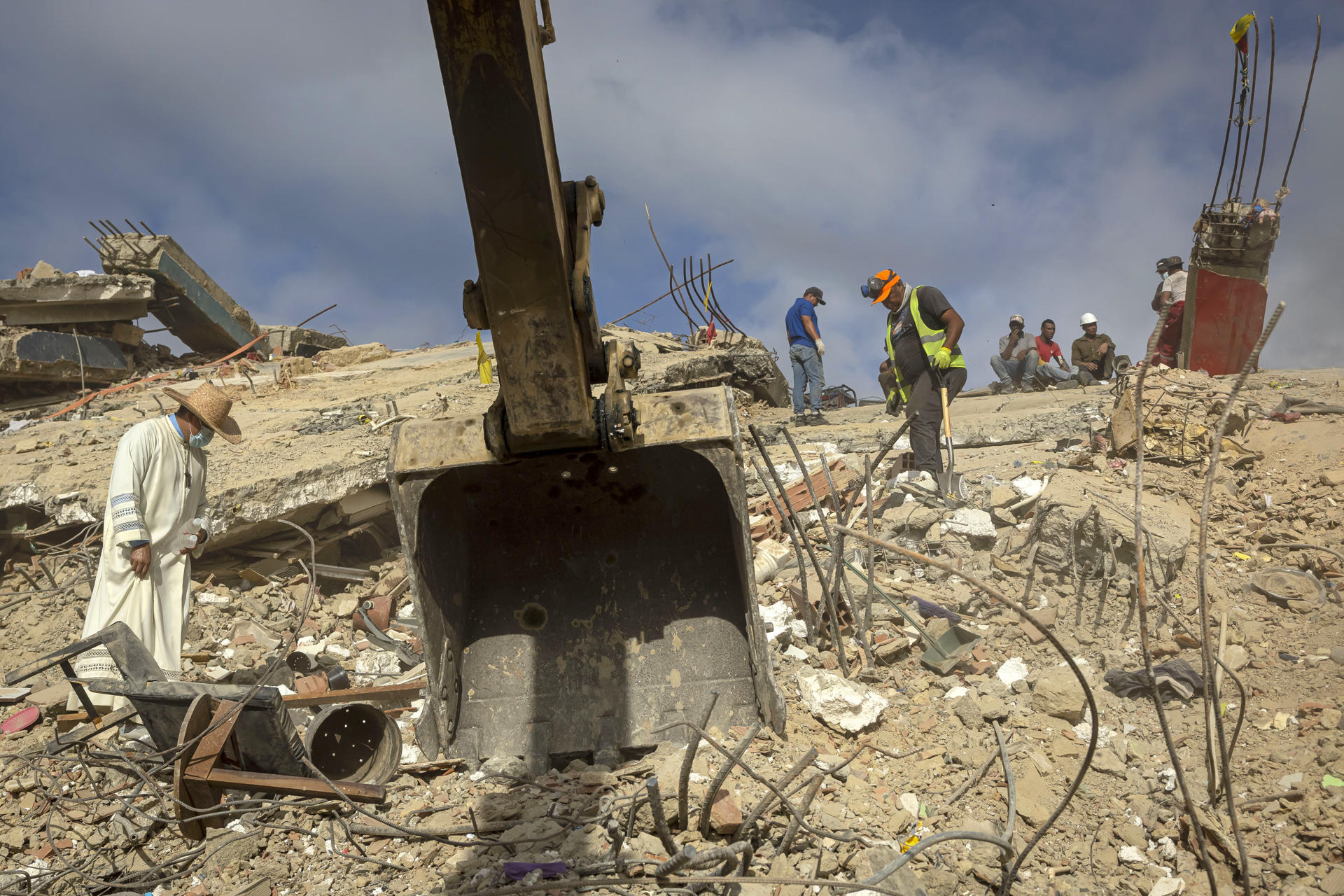 Al menos 23.587 damnificados permanecen en 107 campamentos tras los terremotos en Venezuela