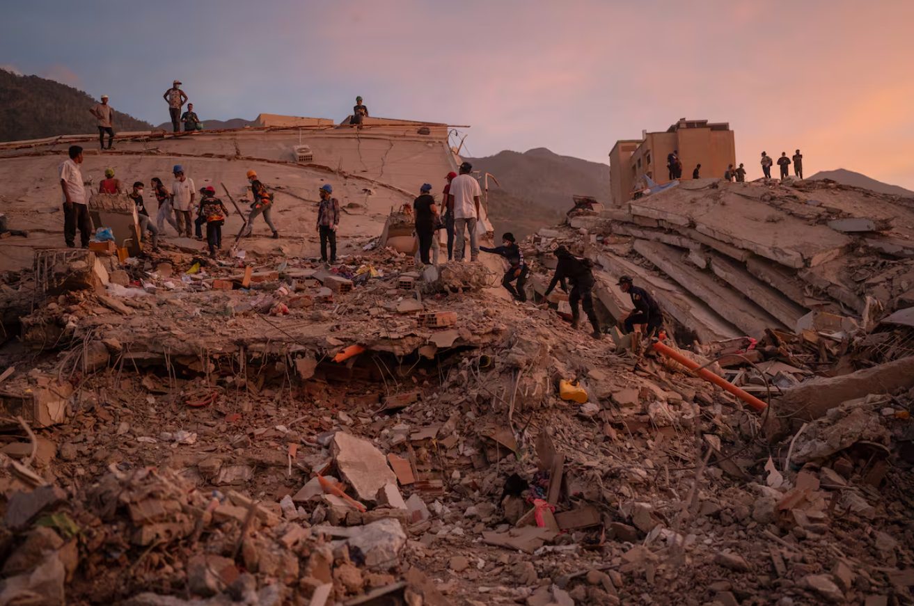 La angustia de las familias por los desaparecidos tras los terremotos en Venezuela