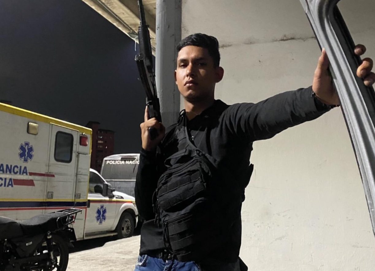 VIDEO: joven denunció golpes y amenazas de muerte de su expareja, un funcionario de la DIE