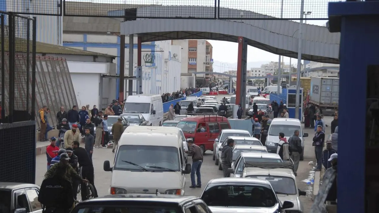 España cerró la frontera con Marruecos en Melilla tras intentos de entrada ilegal