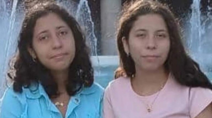 "Estoy destruida": madre encuentra a sus dos hijas bajo los escombros tras los terremotos en Venezuela