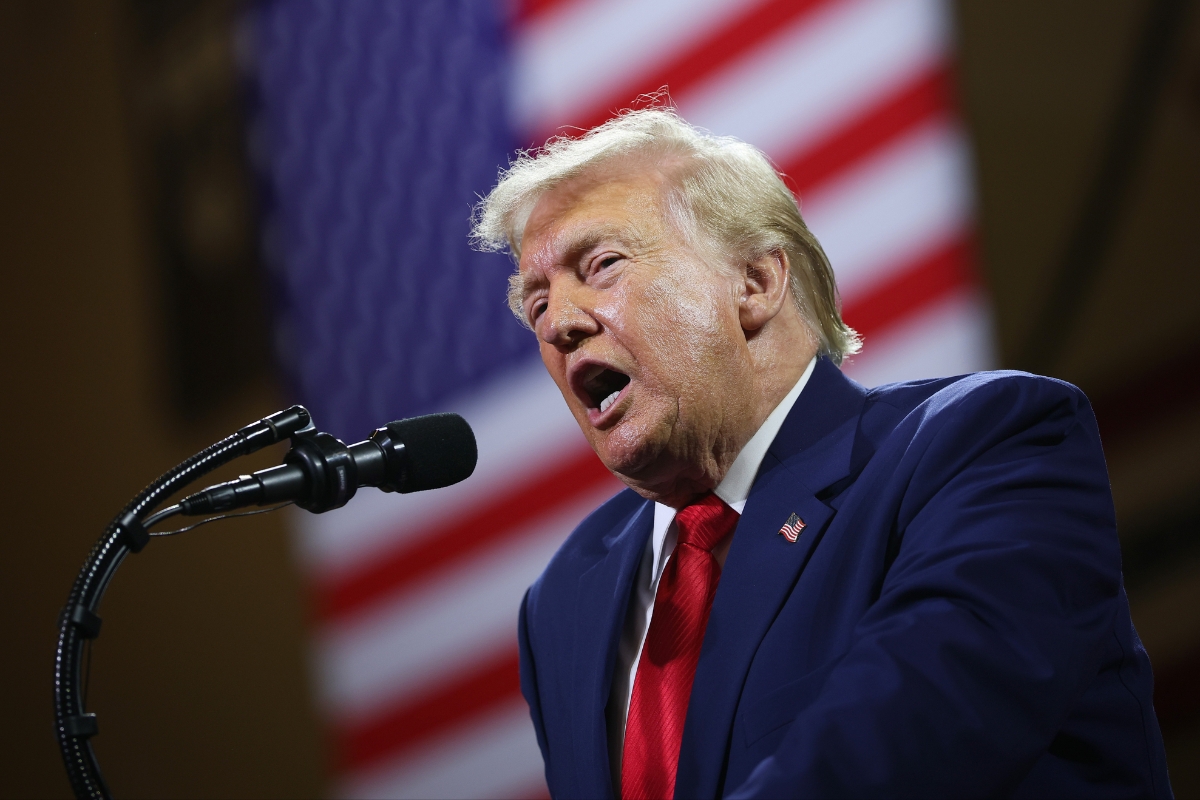 "Estoy aquí para anunciar mi candidatura": Trump volvió a bromear con postularse a un tercer mandato