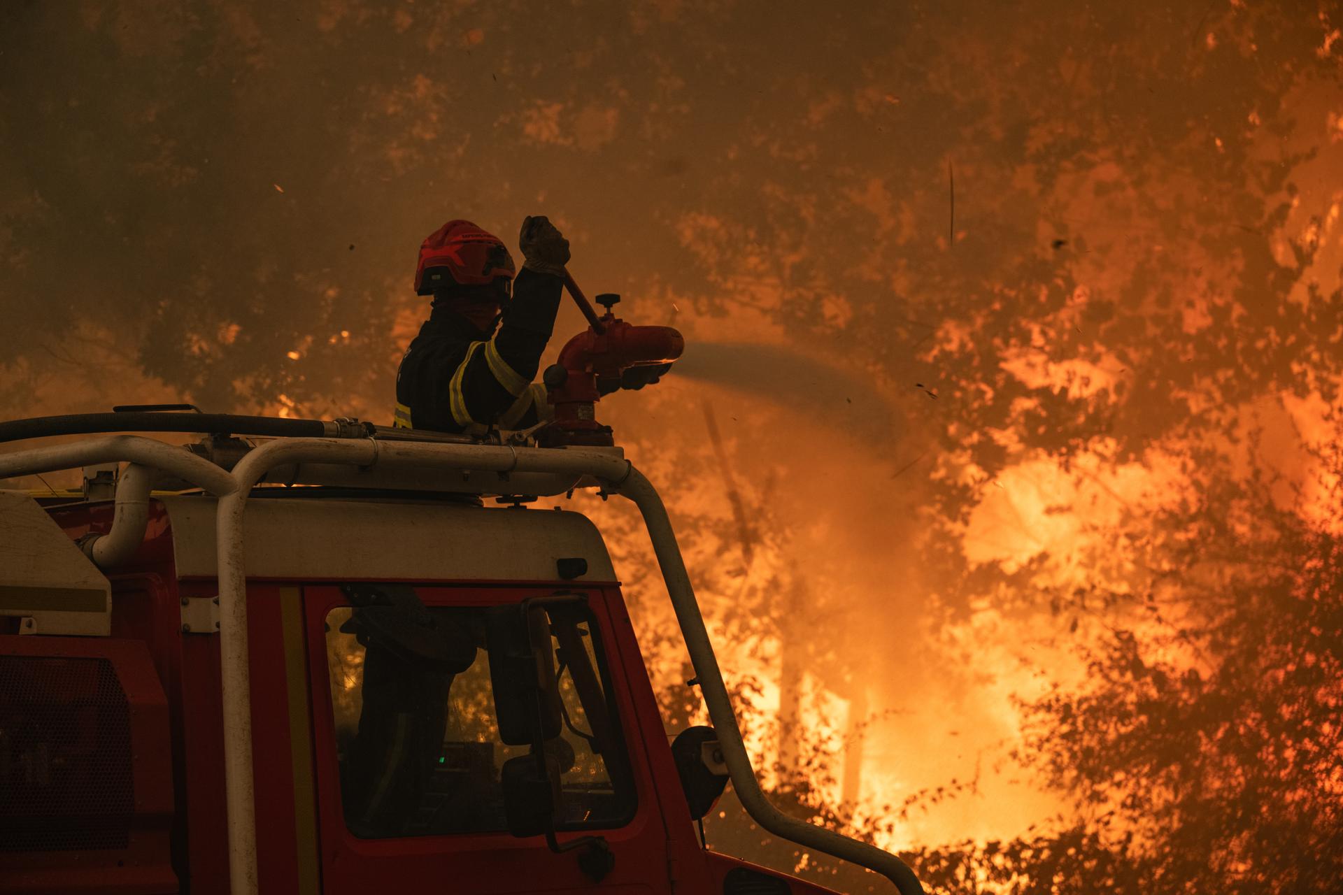 Récord histórico: cerca de 98.000 hectáreas ardieron hasta la fecha en Francia este año