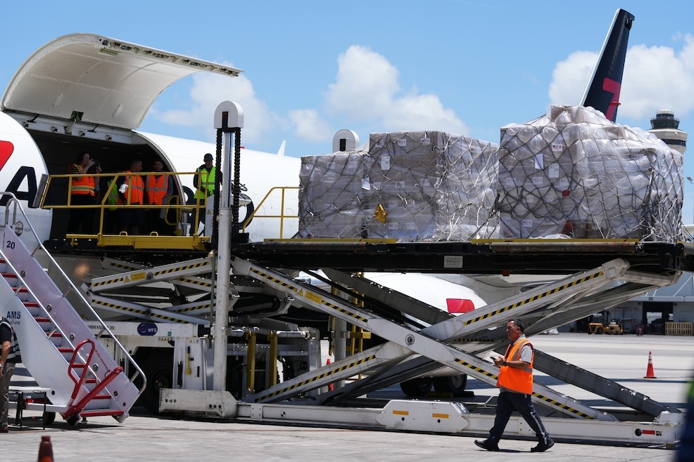 Cáritas comenzó a distribuir en Cuba la ayuda humanitaria enviada por EEUU