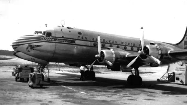 Hallan restos del avión de Pan Am cuyo accidente hace más de 70 años marcó un antes y un después en la aviación